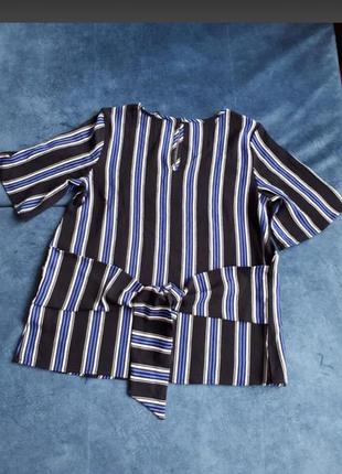 Стильная блуза в полоску с поясом3 фото