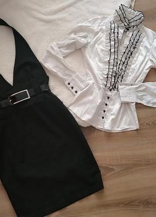 Дуже гарна сорочка з рюшів в дрібну смужку