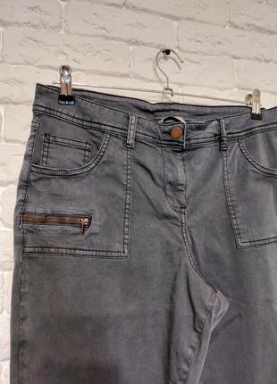 Фирменные стрейчевые джинсы6 фото