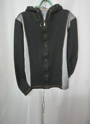 Стреч трикотажная кофточка