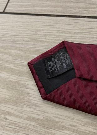 Нова чоловіча брендова краватка в червоному кольорі.4 фото