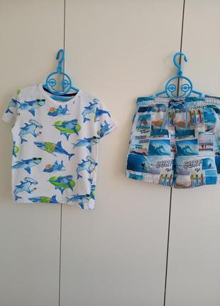Літній костюм набір для хлопчика 3-4 роки 98-104 футболка з акулами і пляжні шорти