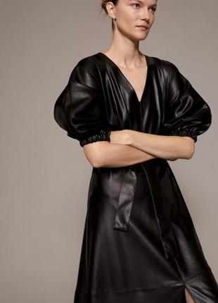 Платье кожа черная mango