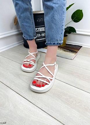 Босоножки плетенки