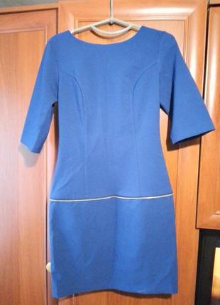 Елегантна сукня,виробник - турція,тканина добре тягнеться.ціна 200грн. стан ідеальний