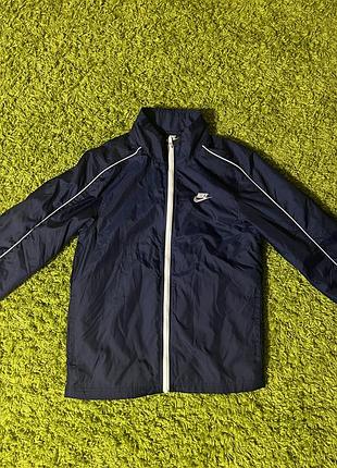 Курточка nike
