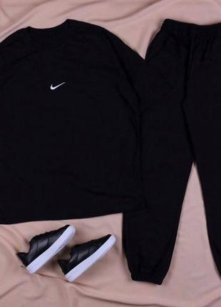 Костюм спортивный женский черный однотонный оверсайз футболка брюки джоггеры на высокой посадке с карманами качественный стильный