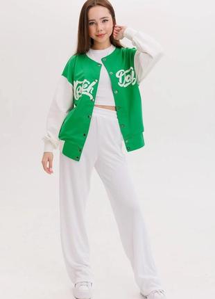 Крутой бомбер для девочек