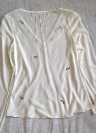Блуза с красивой  вышивкой бисером3 фото