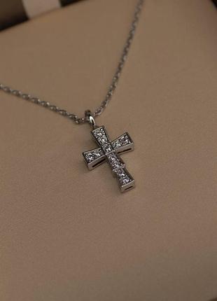 Крестик bvlgari