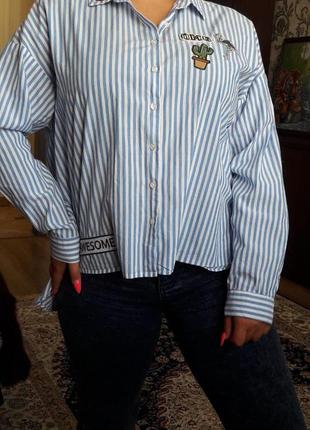 Рубашка с нашивками