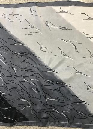 Элегантный платочек-гаврош из натурального шелка3 фото