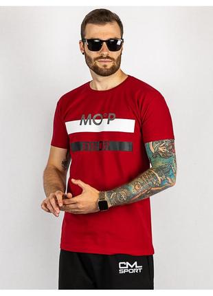 Мужская футболка бордовая