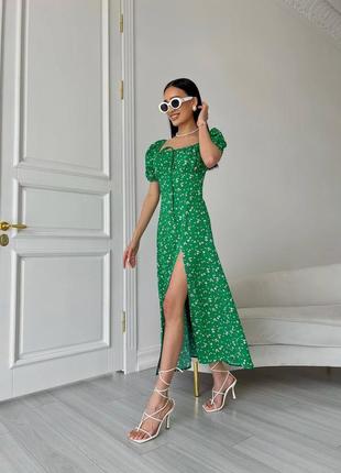 Зелёное трендовое платье со штапеля3 фото