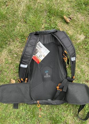 Спортивний рюкзак crivit rucksack 25l ідеально підходит для велопрогулянок занять спортом, трекінга, піших прогулянок або подорожей .4 фото