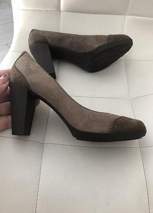 Стильные туфли geox р 36