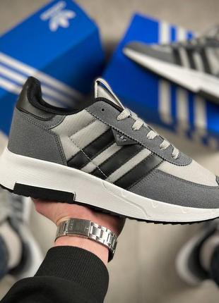 Кроссовки adidas серые2 фото