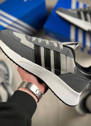 Кроссовки adidas серые6 фото