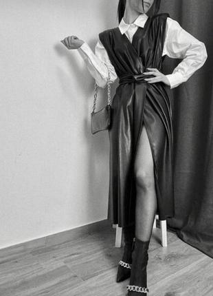 Тріумф продовжується: неймовірна сукня zara із штучної шкіри