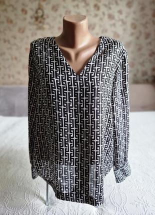 Жіноча блуза монограм free quent