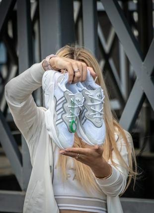 Кросівки adidas ozweego