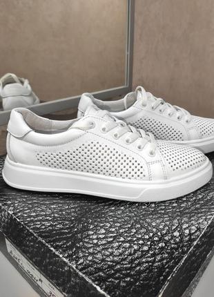 Мокасины, кеды женские, кожа