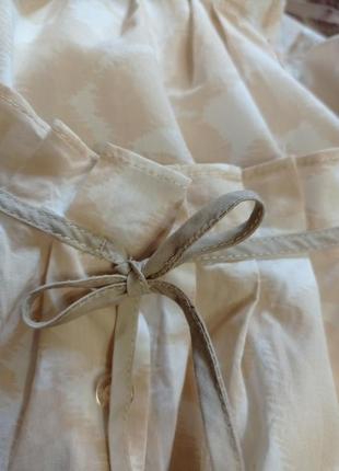 Блуза батистова без рукавів,з рюшами у романтичному стилі10 фото