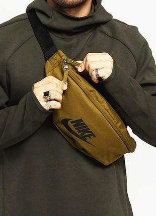 Сумка на пояс муж. nike heritage hip pack 3l (арт. ba5750-368)