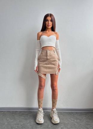 Костюм юбка мини короткая  обтягивающая черная бежевая кроп топ блуза кофточка белая черная