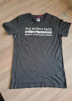 Чорна футболка the north face