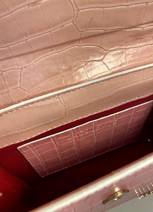 Сумка розовая питон женская, сумка из экокожи пудра через плечо клатч сумка из экокожи туречня в стиле jacquemus джаксимус жакмюс6 фото