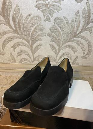 Лоферы из натурального замша