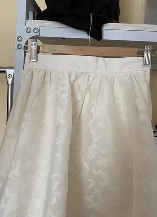 Шикарна спідниця міді органза тафта vero moda юбка миди органза в цветок6 фото