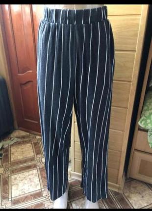 Штани в смужку