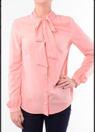 Стильная розовая персиковая шифоновая блузка рубашка с длинным рукавом с бантом1 фото