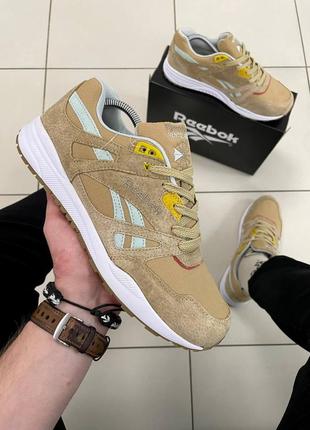 Мужские замшевые бежевые кроссовки с сеткой reebok classic 🆕 рибок классик