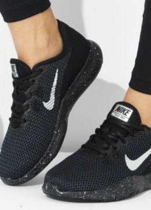 Кроссовки nike flex tr7.