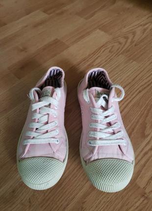 Кеди жіночі 37 розміру