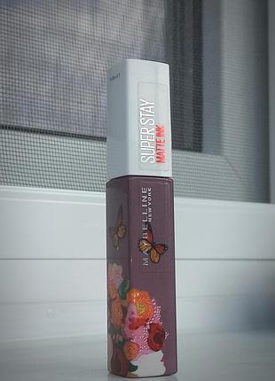 Матовая стойкая помада maybelline 95v