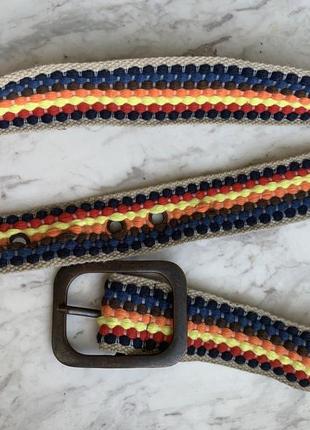 Довгий текстильний рiзнокольоровий пояс-ремень