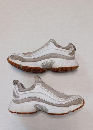 Жіночі білі кросівки reebok dmx2 фото