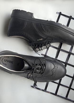 Новые мужские туфли