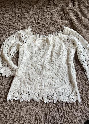 Нарядна блузка