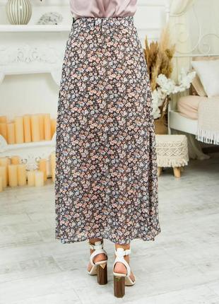 Красивая длинная шифоновая юбка больших размеров в цветы  44-546 фото