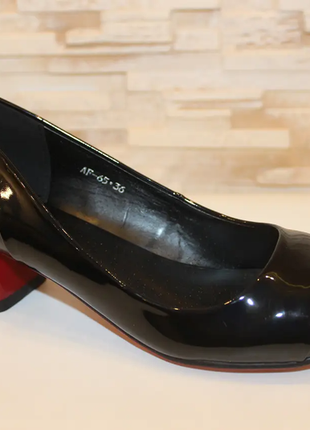 Туфли женские черные на каблуке т1671