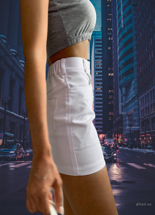 Жіноча стильна трендова джинсова спідниця біла оливка джинс спідничка юбка молодіжна4 фото