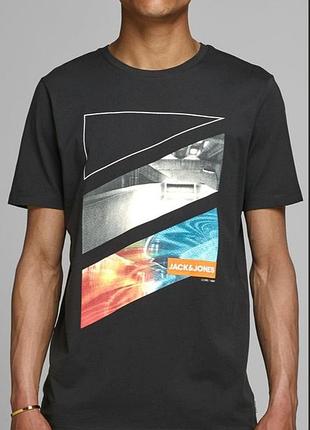 Футболка jack & jones. чорна футболка з принтом. фірмова футболка.