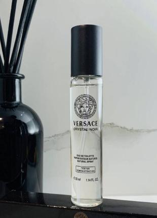 Женские духи versace crystal noir 33 мл (версатели кристалл нуар онор)