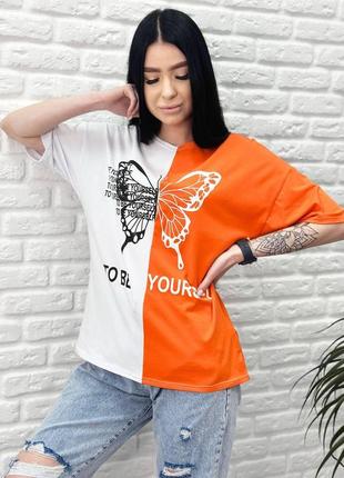 Двухцветная бело-голубая женская футболка оверсайз с принтом бабочка "butterfly"4 фото