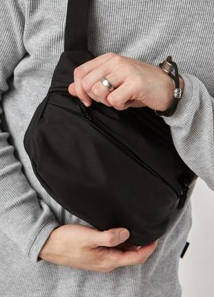 Поясная сумка, бананка через плечо стильный и практичный аксессуар черный цвет6 фото